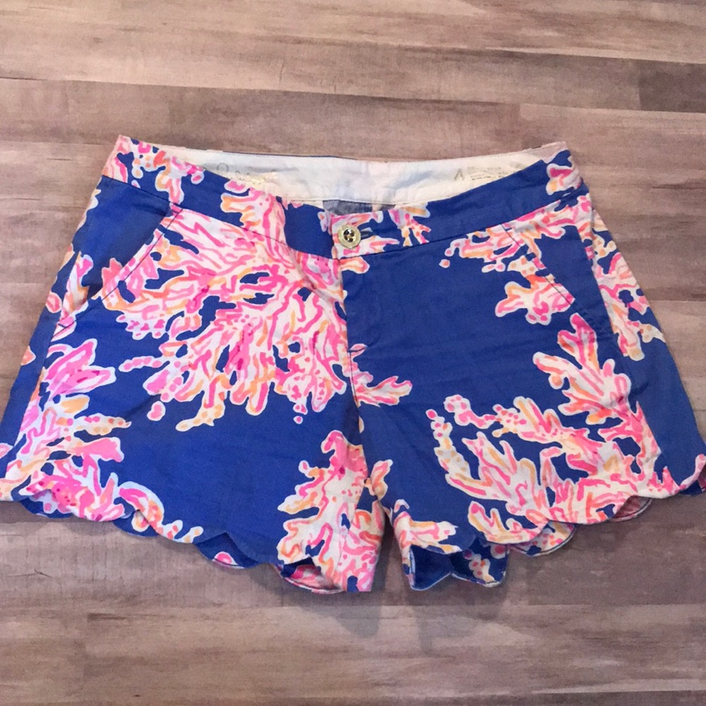 Lilly Pulitzer buttercup shorts size 4